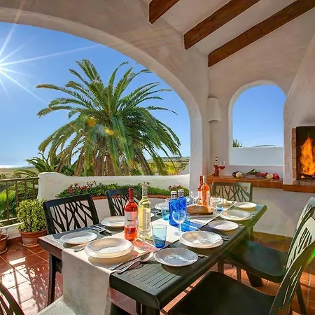 Villa Corina *