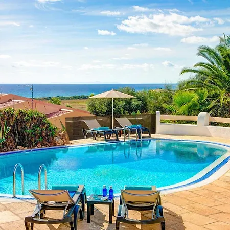 Villa Corina