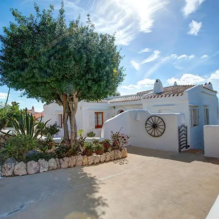 Villa Corina *